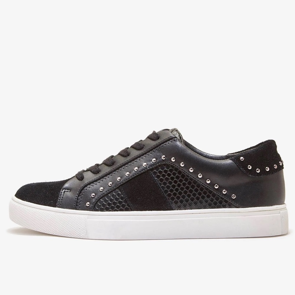 Steve Madden ‘Zacy’ Sneaker Black size 6.5